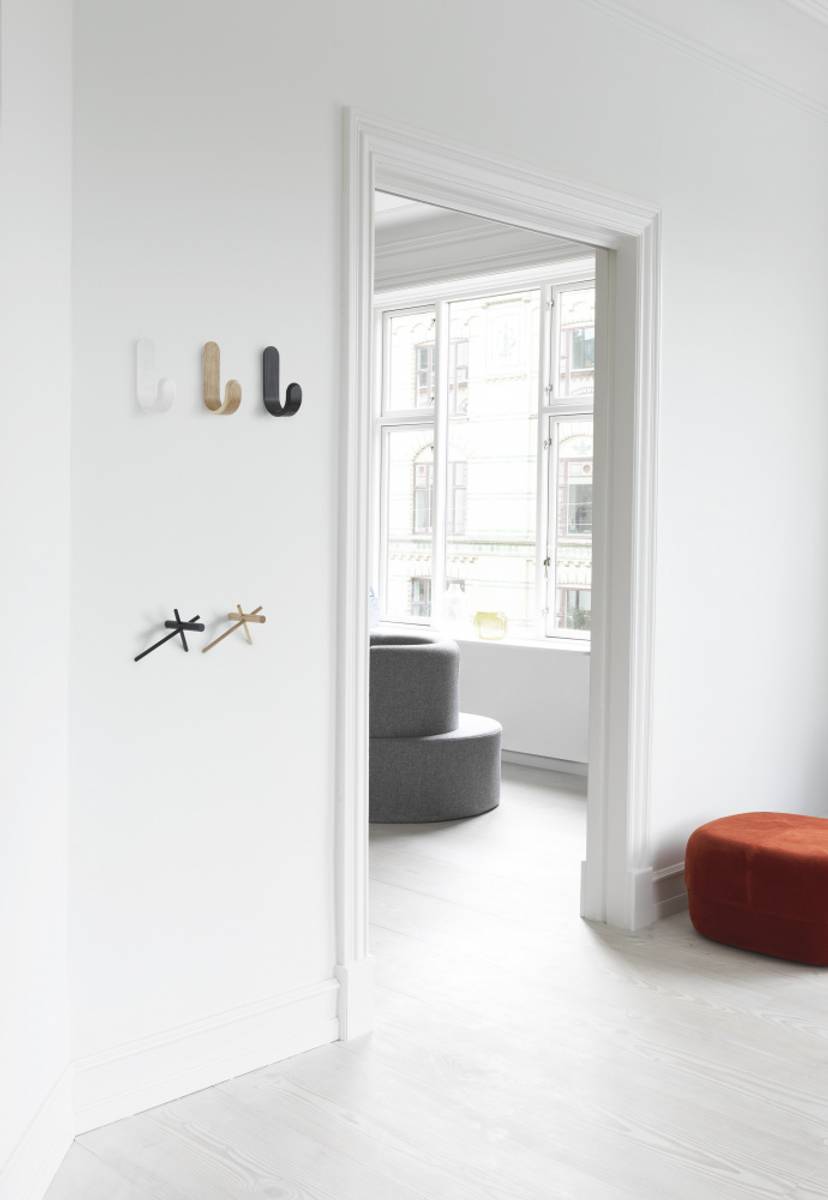 Curve Hook - All colours