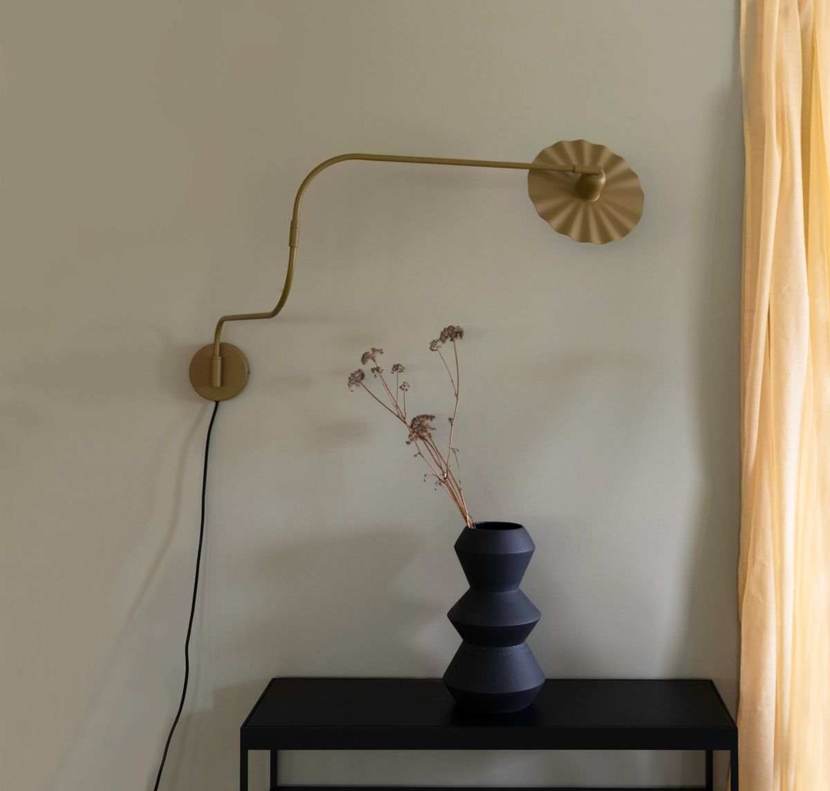 Krum Vegglampe 02
