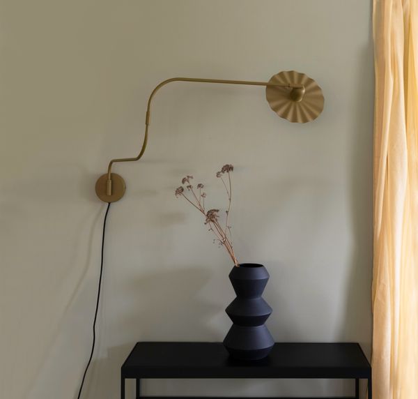 Hovedbilde Krum Vegglampe 02
