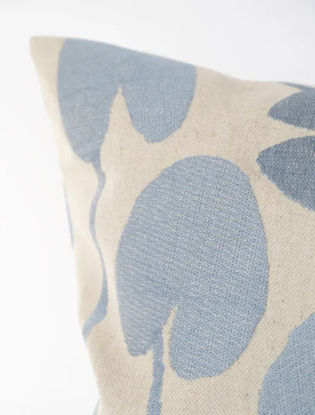 Hovedbilde Water Lilies Embroidered Cushion Cover, blue