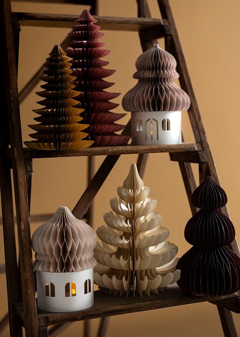 Hovedbilde Honeycomb Tree Wispwood H18cm