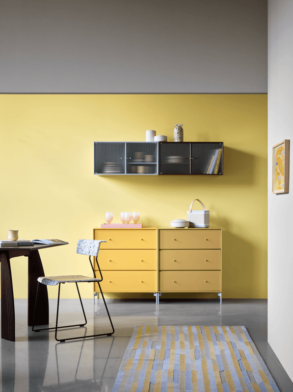 RIPPLE I Vitrine cabinet