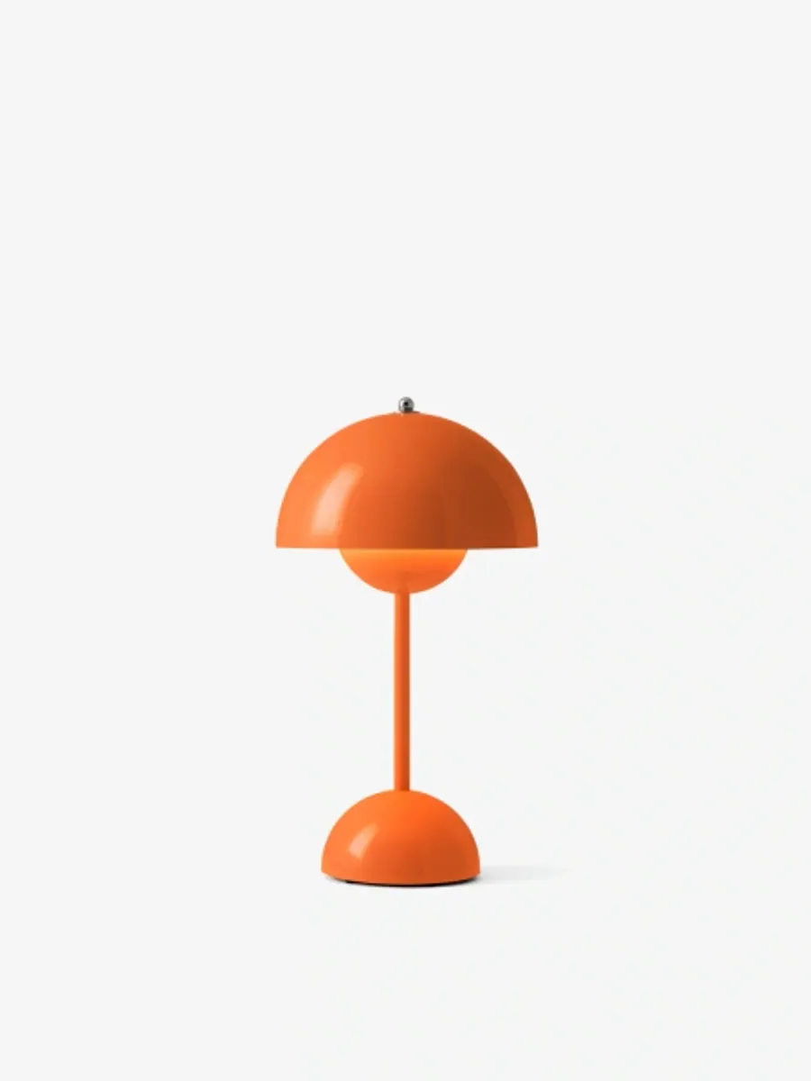 Flowerpot VP9 Verner Panton 1968 Portable lamp